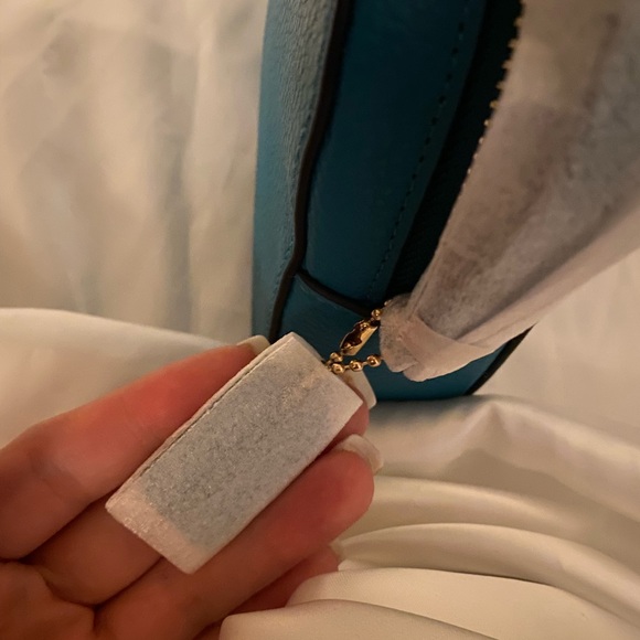 ❌SOLD❌ Coach 87734 Mini Camera Bag Pebble Leather Crossbody Teal - Picture 7 of 11